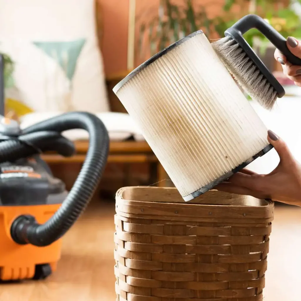 راهنمای تمیز کردن جاروبرقی در خانه - How to Clean Vacuum Cleaner