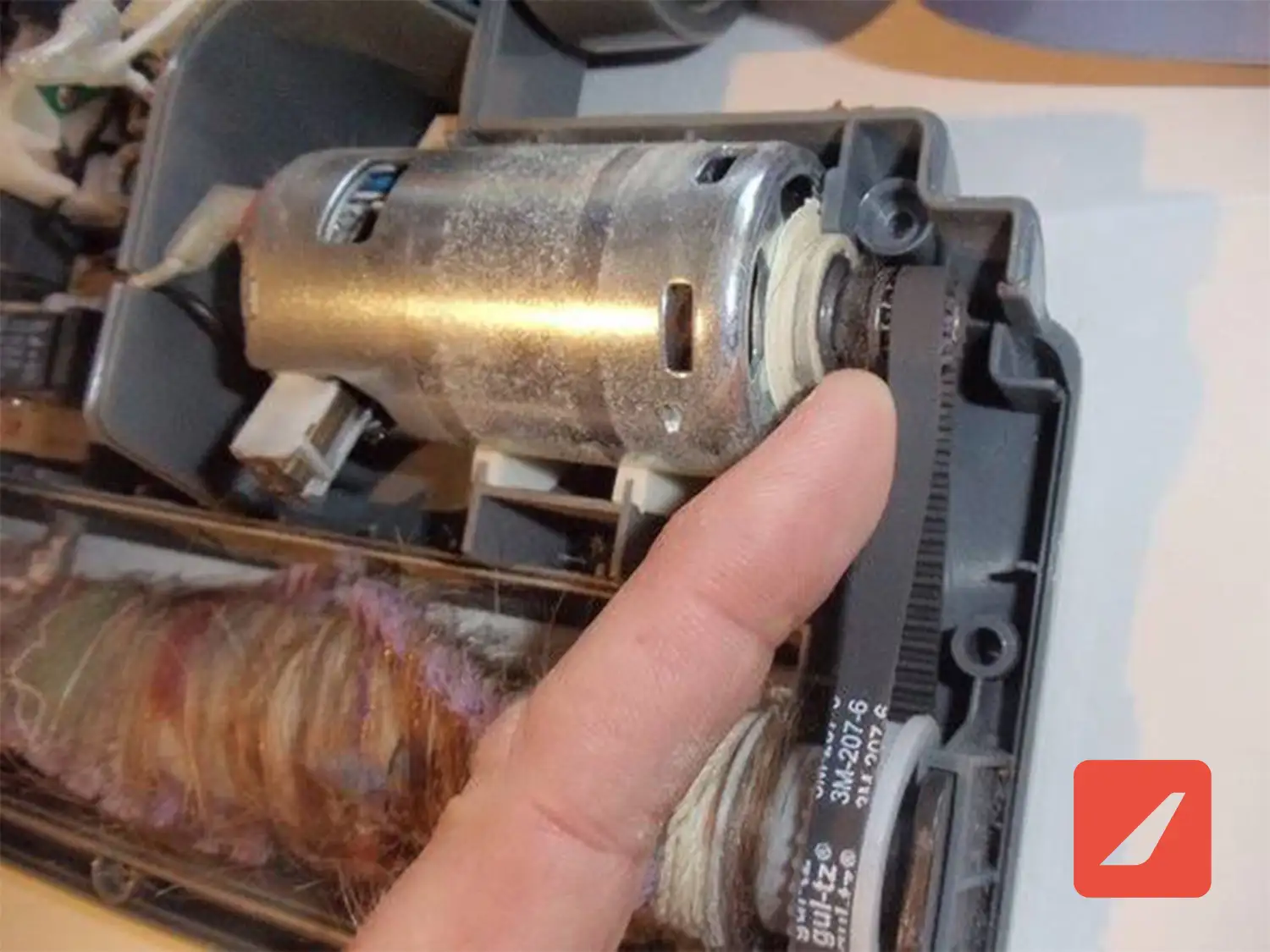 نحوه عملکرد، نگهداری و تعمیر برس جاروبرقی - vacuum cleaner brush repair
